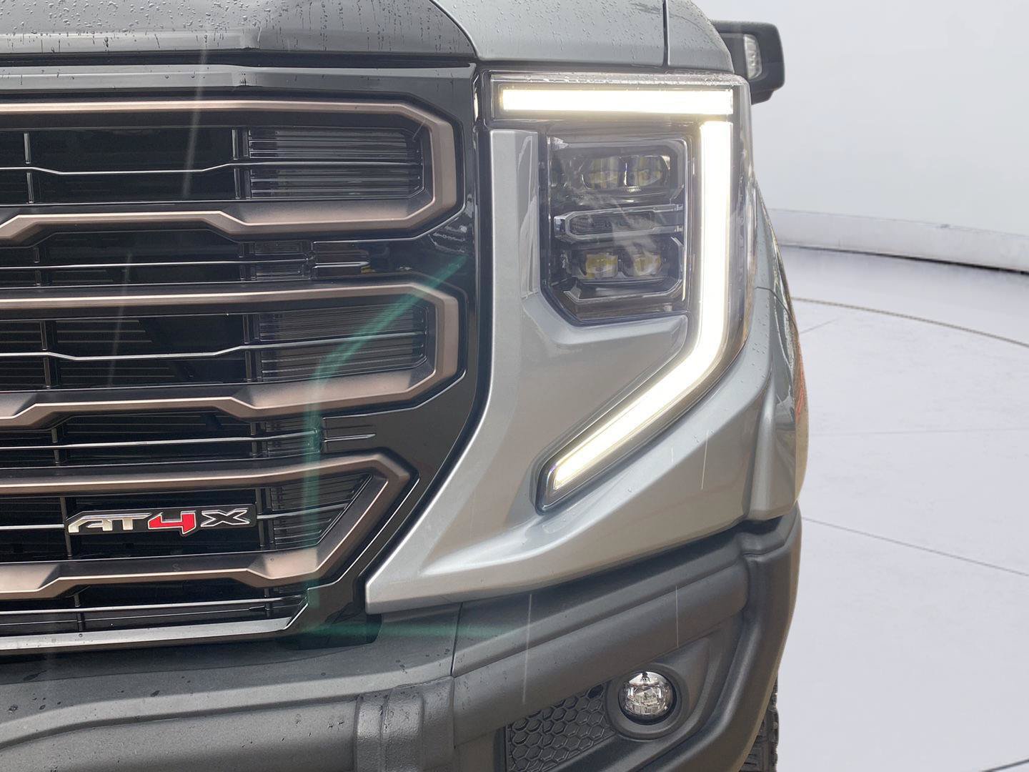 Used 2024 GMC Sierra 1500 AT4X AWD/4WD image 20