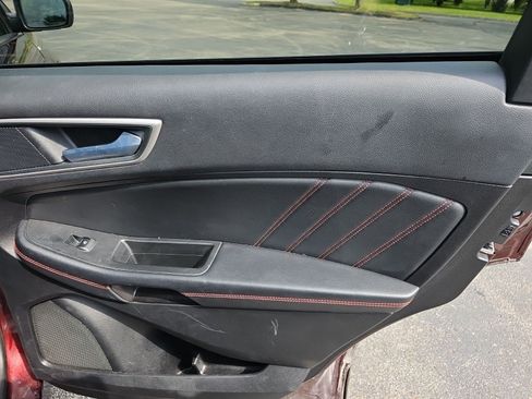 Used 2024 Ford Edge ST-Line AWD/4WD image 17