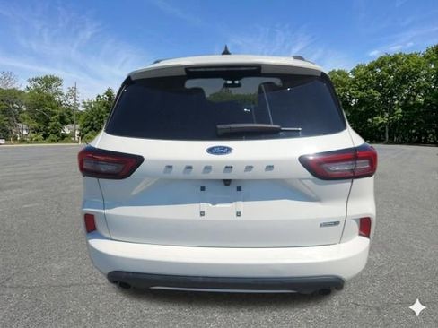 Used 2024 Ford Escape ST-Line Select AWD/4WD image 7