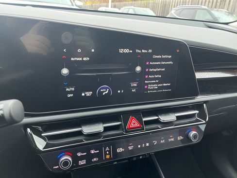 New 2026 Kia Niro EX w/ EX Premium Package image 28