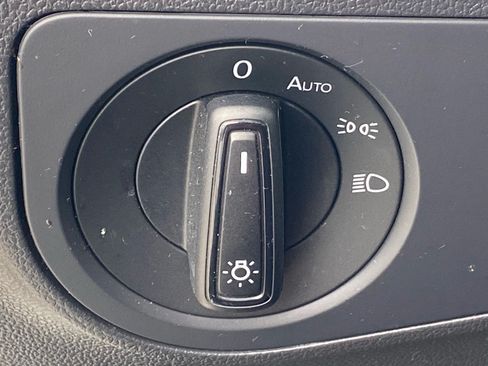 Used 2021 Volkswagen Tiguan S AWD/4WD image 12