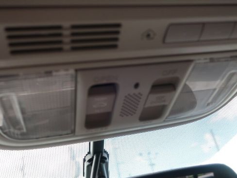 Used 2013 Honda Odyssey Touring image 23