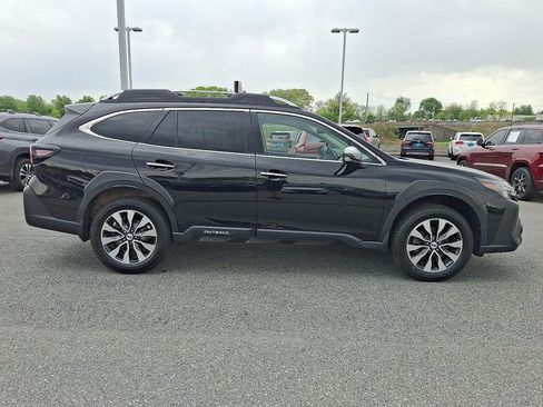 Used 2024 Subaru Outback Touring AWD/4WD image 8