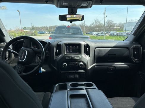 Used 2021 GMC Sierra 1500 4x4 Crew Cab w/ Sierra Value Package image 5