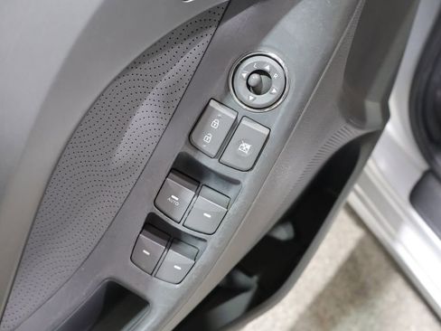 Used 2012 Hyundai Elantra Limited w/ Technology Pkg 5 FWD image 16