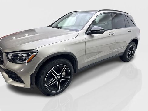 Used 2022 Mercedes-Benz GLC 300 4MATIC image 11