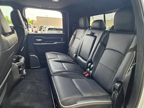 New 2026 RAM 2500 Laramie AWD/4WD image 14
