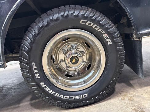 Used 2022 RAM 3500 Tradesman w/ Chrome Appearance Group AWD/4WD image 38