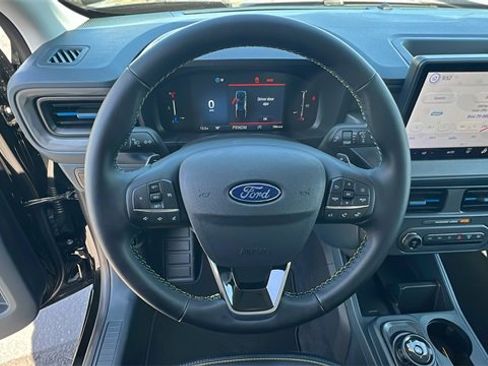 New 2025 Ford Maverick Lobo image 27