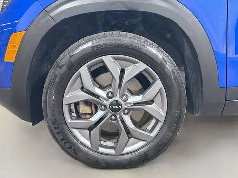 Used 2024 Kia Seltos LX AWD/4WD image 31