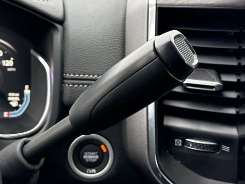 New 2026 RAM 2500 Laramie AWD/4WD image 23