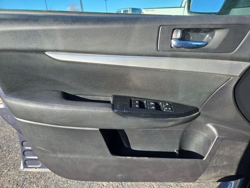Used 2014 Subaru Legacy 2.5i Premium image 12