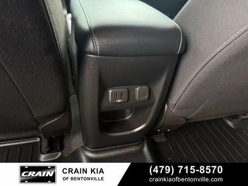 Used 2020 Chevrolet Colorado LT RWD image 27
