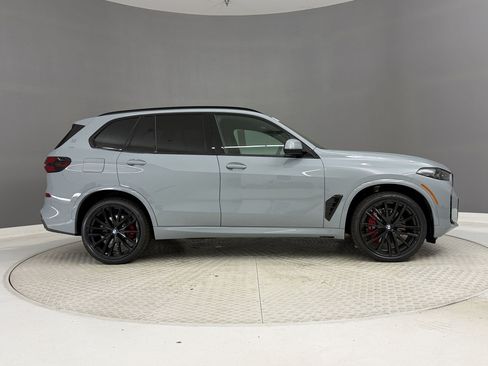 New 2026 BMW X5 sDrive40i w/ M Sport Package RWD image 8
