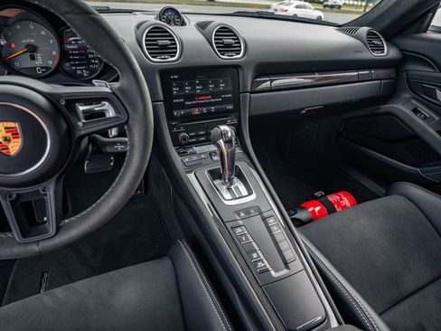 Used 2023 Porsche 718 Cayman GT4 image 23