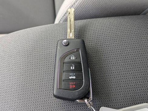 Used 2025 Toyota Corolla LE FWD image 26