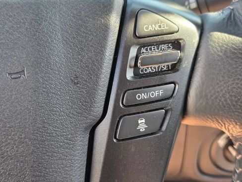 Used 2024 Nissan Frontier SV w/ Technology Package AWD/4WD image 23