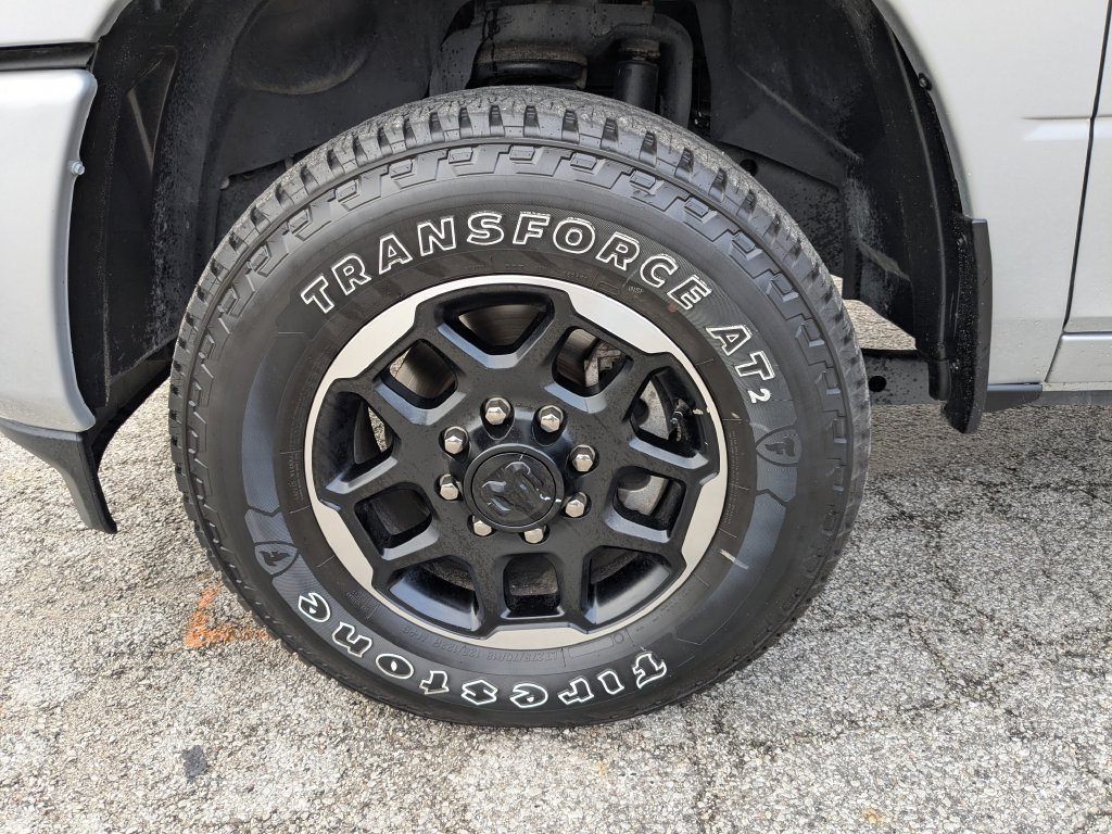 Used 2026 RAM 2500 Laramie AWD/4WD image 19