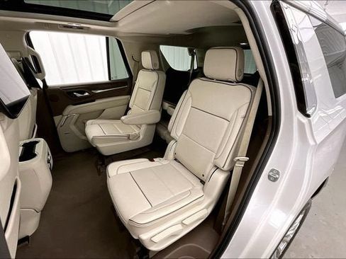 Certified 2024 GMC Yukon Denali w/ Denali Reserve Package AWD/4WD image 20