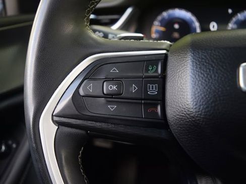 Used 2023 Jeep Grand Cherokee L Laredo AWD/4WD image 6