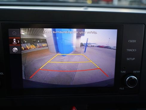 Used 2024 Kia Sportage LX image 35