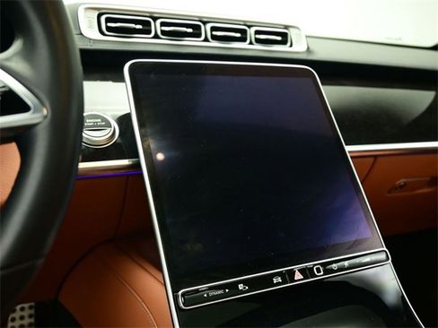 Used 2022 Mercedes-Benz S 500 4MATIC image 25