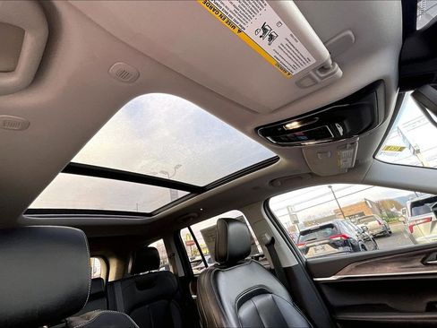 Used 2024 Jeep Grand Cherokee Limited 4xe image 21