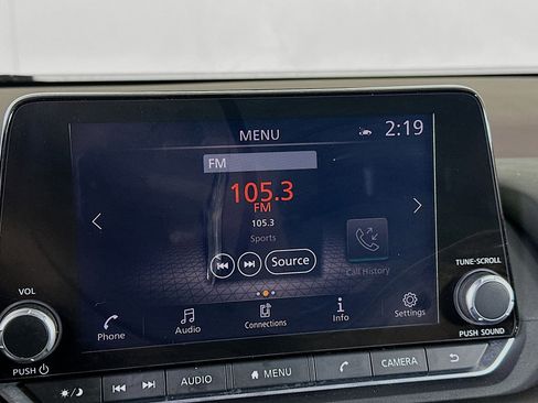 Used 2023 Nissan Rogue SV image 21