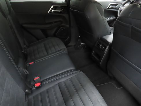 New 2026 Mitsubishi Outlander SE FWD image 23