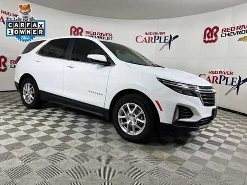 Used 2024 Chevrolet Equinox LT image 1