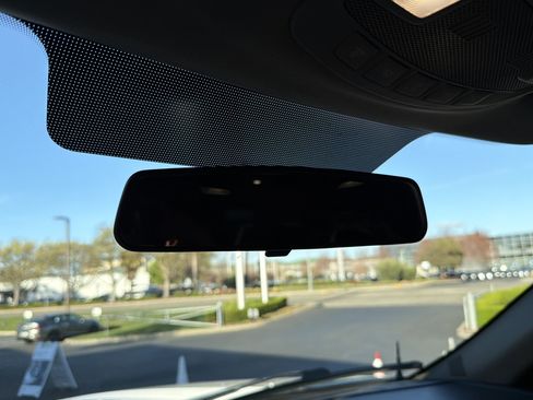 Used 2019 Ford F250 XLT w/ XLT Value Package image 32