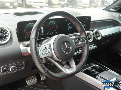 Used 2023 Mercedes-Benz GLB 35 AMG 4MATIC w/ Parking Assistance Package image 20