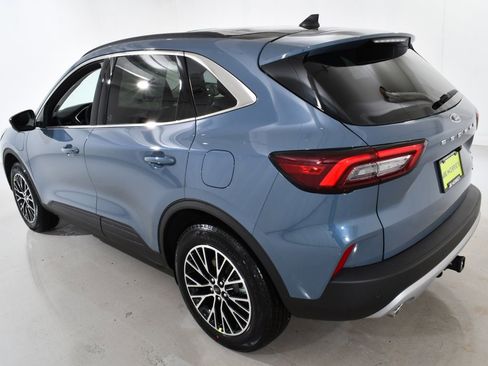 New 2026 Ford Escape SE w/ PHEV Premium Package image 15