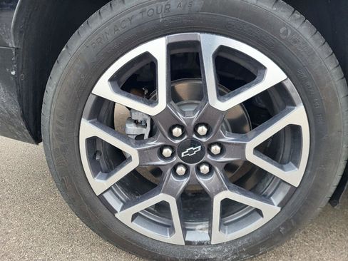 Used 2025 Chevrolet Blazer RS w/ Enhanced Convenience Package image 13