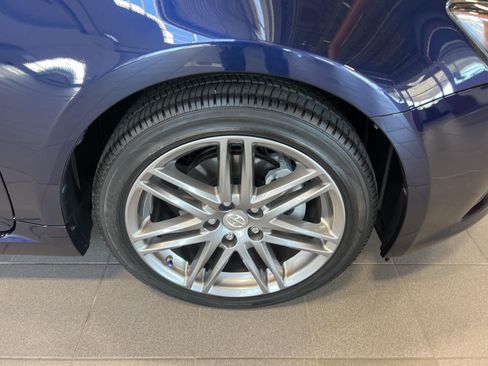 Used 2011 Scion tC FWD image 9