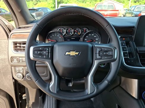 Used 2023 Chevrolet Tahoe LS AWD/4WD image 23