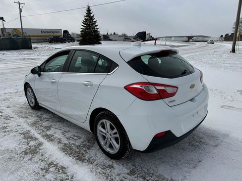 Used 2017 Chevrolet Cruze LT w/ Convenience Package image 7