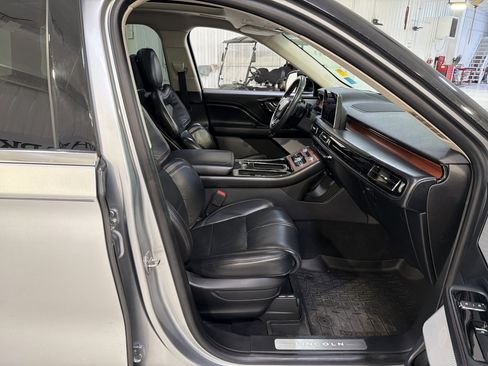 Used 2021 Lincoln Aviator Reserve w/ Equipment Group 201A image 15