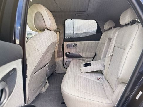 Used 2025 Genesis GV60 Advanced image 7