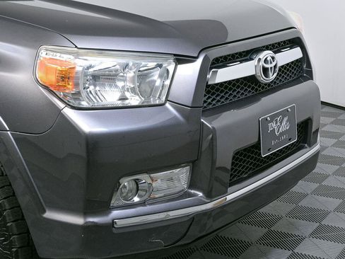 Used 2012 Toyota 4Runner SR5 w/ Premium Pkg AWD/4WD image 35