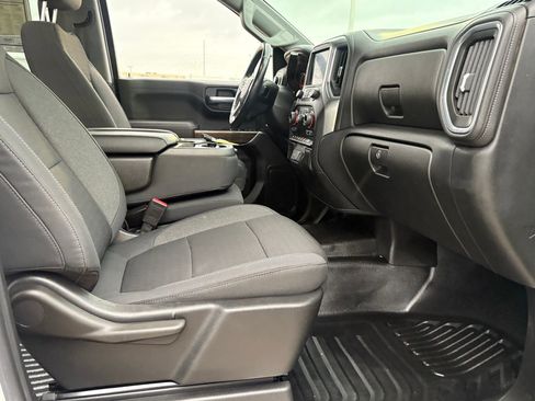 Used 2020 Chevrolet Silverado 1500 LT w/ Convenience Package AWD/4WD image 37