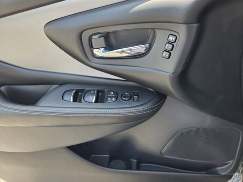 Used 2020 Nissan Murano SL w/ Moonroof Package image 29