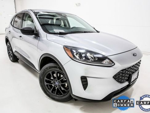 Used 2022 Ford Escape SE image 8