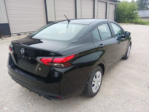 Used 2025 Nissan Versa S w/ Trunk Package FWD image 1