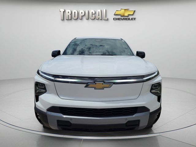 New 2026 Chevrolet Silverado EV LT w/ Plus Package AWD/4WD image 8