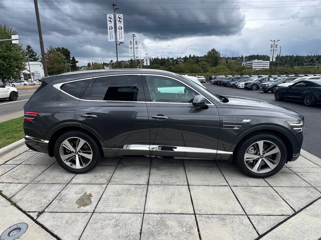 Used 2022 Genesis GV80 2.5T w/ Advanced Package 02 AWD/4WD image 8