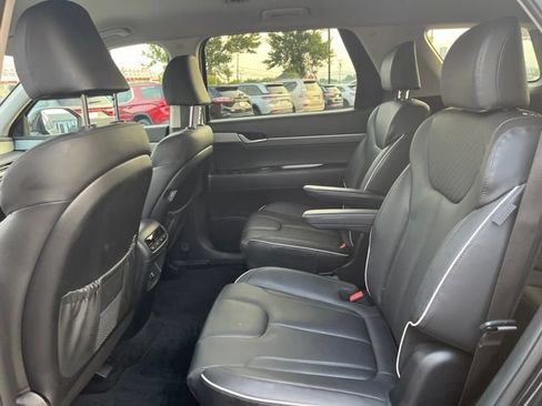 Used 2025 Hyundai Palisade SEL FWD image 13