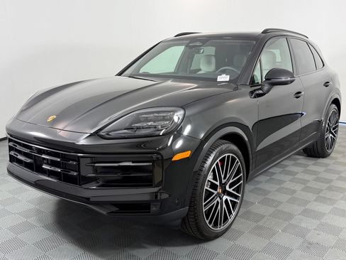 New 2026 Porsche Cayenne S AWD/4WD image 1