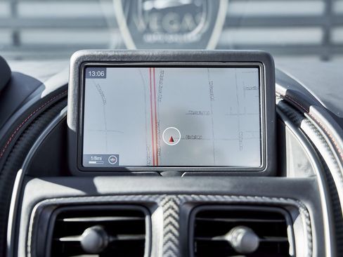 Used 2023 Aston Martin DBS Volante image 76