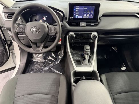 Used 2024 Toyota RAV4 LE image 12
